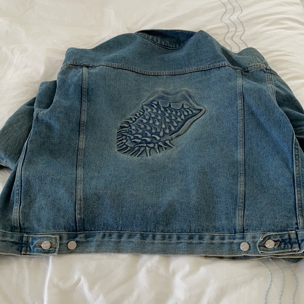 Men’s large Rolling Stones jean Jacket collector - Picture 2 of 3